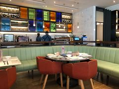 -港丽餐厅(高德置地店)