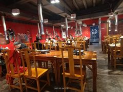 大堂-赵胖炙子烤肉&深夜酒馆(簋街店)