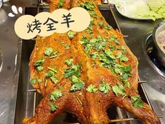 -冰冰龙虾·江湖菜·花园江景餐厅