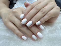 -芊屿芊浔美甲