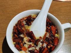 现炸辣椒油-北京老门框爆肚涮肉馆(凤城六路店)