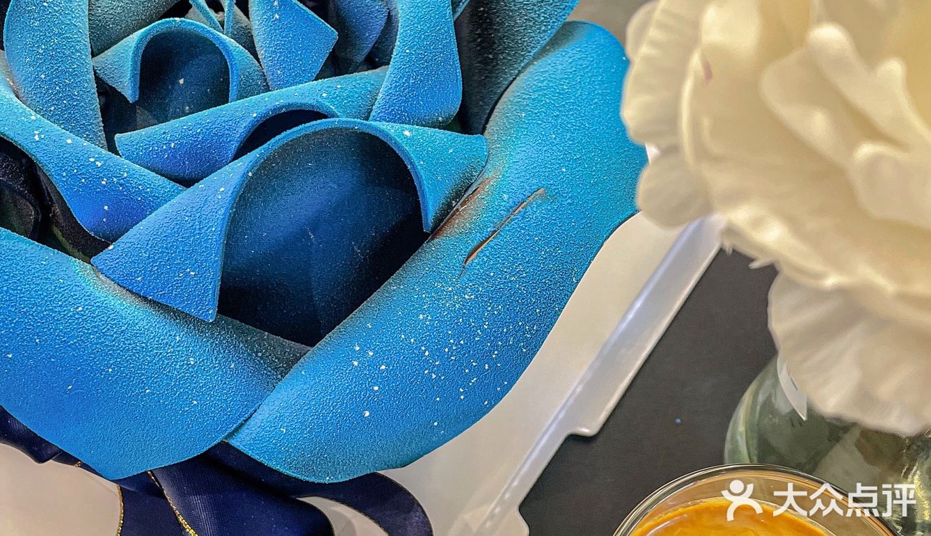 浪漫有几种呢⁉️送你玫瑰算不算其中一种