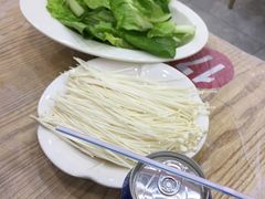 -江城燕子大排档(江汉路步行街店)