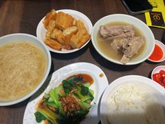 -松發肉骨茶(牛车水店)