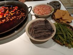 -朱氏胖子烂火锅(洪崖洞店)