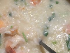 招牌鲜虾粥-颐和•海鲜砂锅粥•啫啫煲(奥林匹克广场店)
