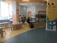 -戊辰亲子游泳俱乐部