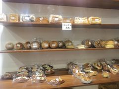 -雀食面包店(钟楼店)