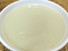 豆汁儿-门框胡同百年卤煮(新街口店)