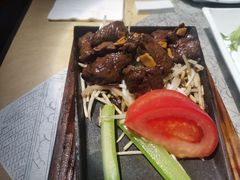 -穹六人间 people 6(岳阳路店)