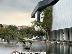 -罗红摄影艺术馆