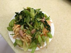 -万盛园炖肉馆(云峰店)