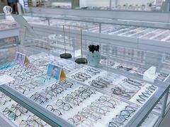 -潘多拉眼镜·蔡司依视路明月(潘家园店)