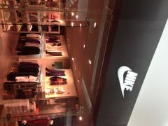 -NIKE品牌体验店(金源新燕莎店)