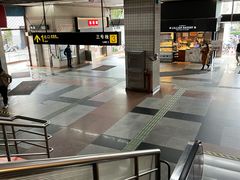 -桂桂茶(赤峰站店)