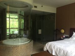 花水湾名人度假酒店-中铁花水湾温泉酒店(大邑店)