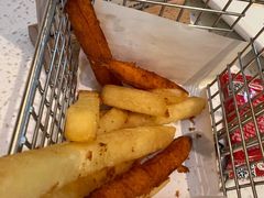 -乐凯撒披萨(汇港购物中心店)