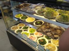 自助取餐区-华天新川面馆(缸瓦市店)