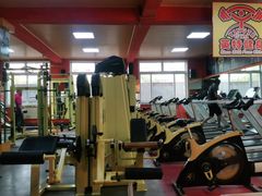 -英特健身俱乐部