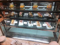 面包甜点陈列柜-天诚丽筠酒店-西餐厅