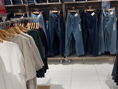 -优衣库(上海正大广场店)