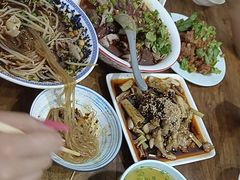 -朱大嘴肥肠血旺(福字街店)