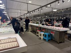 -德龙国际珠宝城