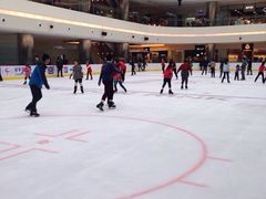 大连百年港湾冠军溜冰场-冠军冰场CHAMPION RINK(百年港湾奥特莱斯店)