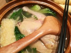 -刀小蛮半只鸡过桥米线(家乐福四元桥店)