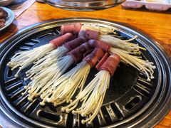 -唯成•韩国炭火烤肉 유성고기