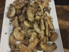 炭火烤蘑菇-滇越乘象云南餐厅(豆各庄店)