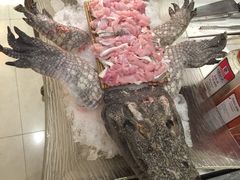 -荣誉国际酒店-云顶旋转餐厅