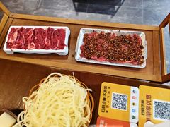 -黔有有贵州酸汤夺夺粉火锅(五味十字店)