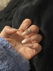 -UGIRL有个美甲