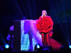 -宝能国际体育演艺中心