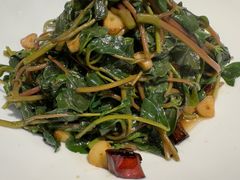 -黄泥岗·地道湖北菜(奥特莱斯店)