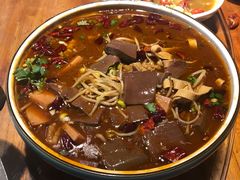 -东家小院金汤酸菜鱼(南阳路店)