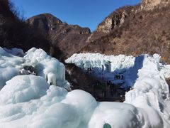 -大平台龙居瀑布旅游区