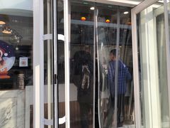 门面-CoCo都可(西安路民勇店)