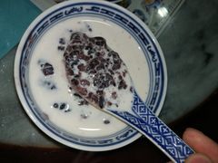 -黄氏许牛奶甜品店(展后街店)