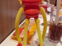 -海底捞火锅鲜切牛肉主题店(长寿路店)