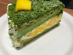 芒果抹茶奶油奶酥蛋糕-black rainbow coffee