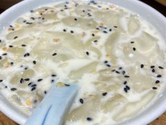 豆奶冰粉-怪噜范·老贵阳街头名小吃(数博万达店)