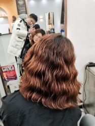 -V8潮牌·接发烫染连锁