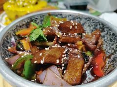 -万达广场(南昌红谷滩店)