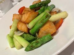 芦笋百合炒鳕鱼粒-东富酒家(龙湖西溪天街店)