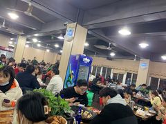 大堂-皖北巫氏三胖地锅鸡(长淮总店)