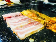 黑毛猪五花-韩阳王石板烤肉