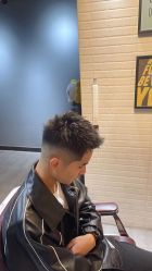 -男爵.男士理发馆