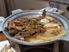 -东来菜馆•手抓海鲜家常菜•海鲜锅贴(鸽子窝店)